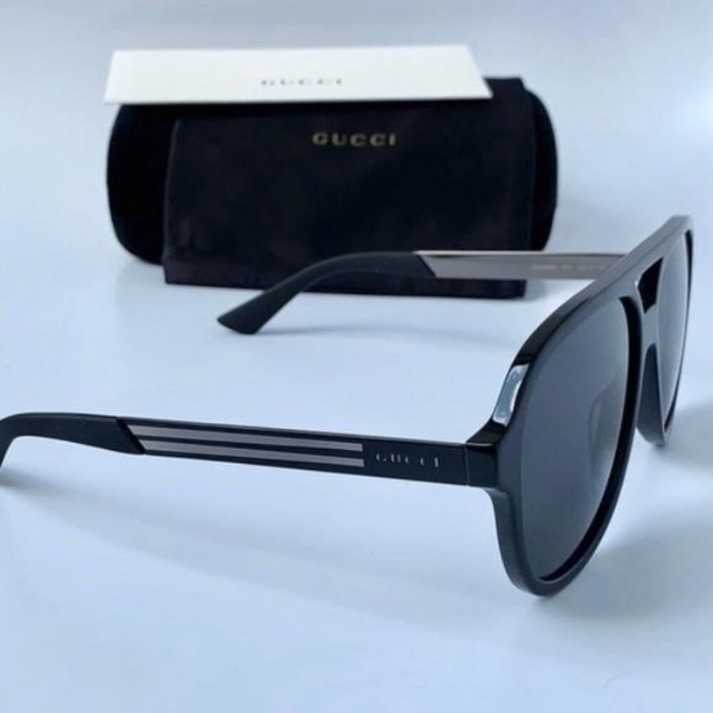 Authentic- New - Gucci Men’s Sunglasses GG0688S 001 Black/ Gray - Picture 4 of 14